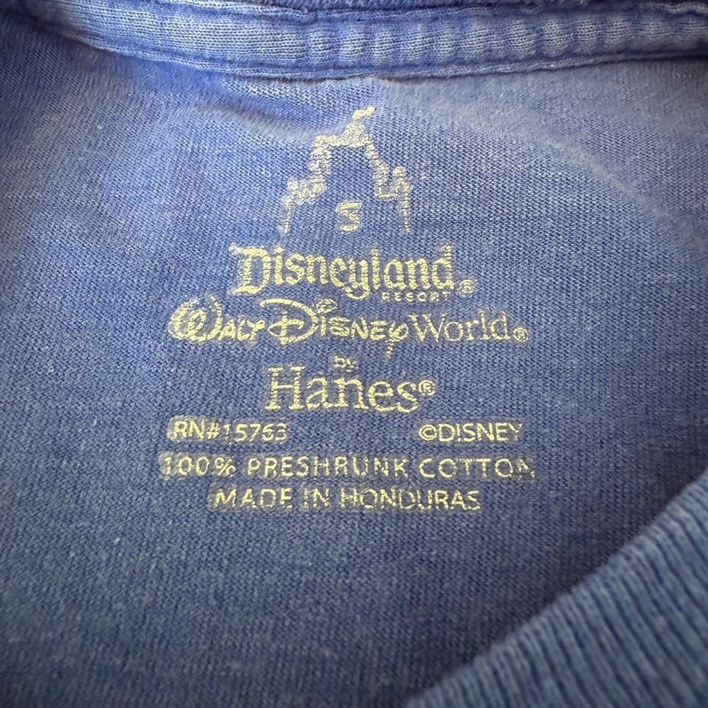 Disney Parks "I Conquered It's a Small World" T-Shirt Adult Small S Blue Graphic - Picture 3 of 3